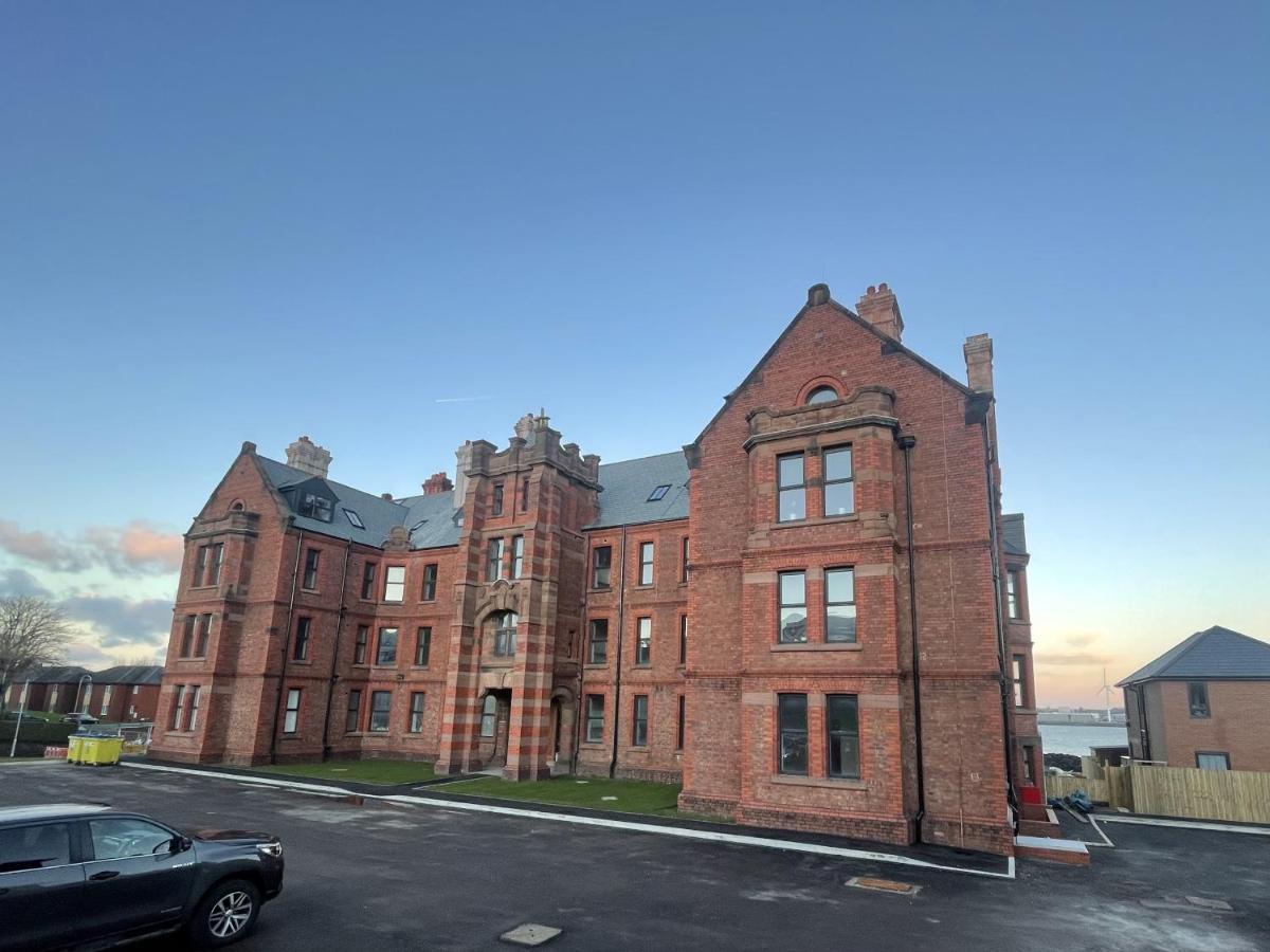 Gibson Manor Apartments Уолласи Экстерьер фото