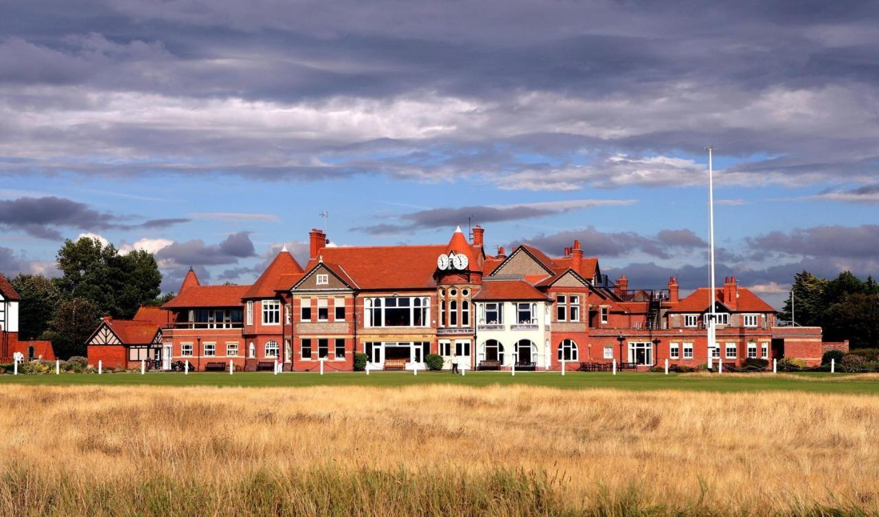 Gibson Manor Apartments Уолласи Экстерьер фото